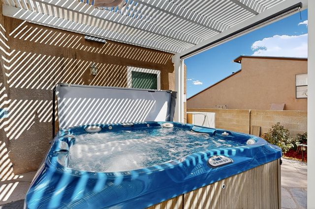 7413 Target Lane NW, Albuquerque, NM 87120