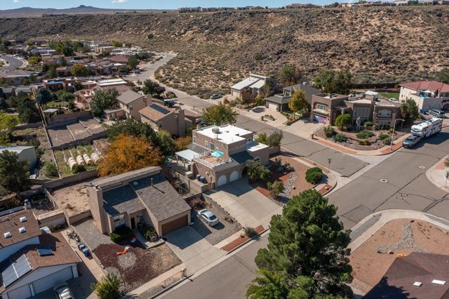 7413 Target Lane NW, Albuquerque, NM 87120