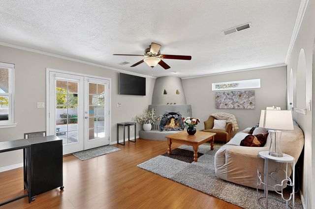 7413 Target Lane NW, Albuquerque, NM 87120