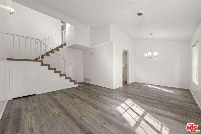 5033 W Avenue L10 4, Lancaster, CA 93536