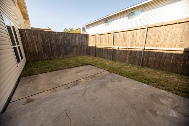 733 Intrepid Drive, Garland, TX 75043