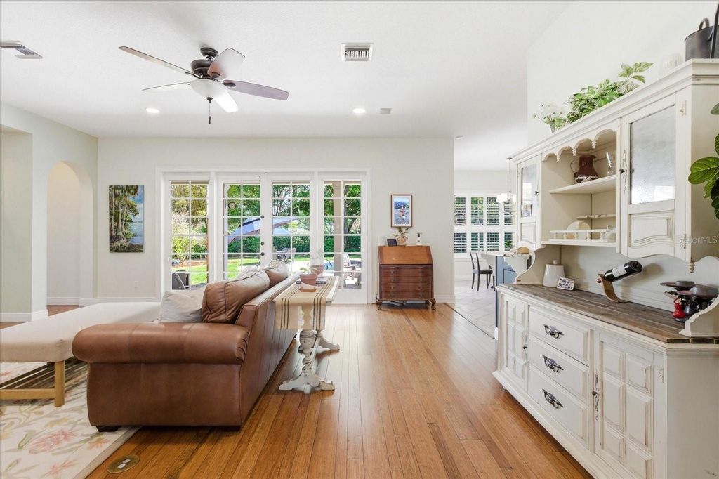 Image 15 of property listing at 2635 TRYON PLACE, Windermere, FL 34786