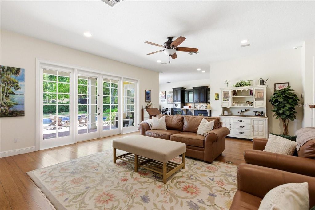 Image 16 of property listing at 2635 TRYON PLACE, Windermere, FL 34786