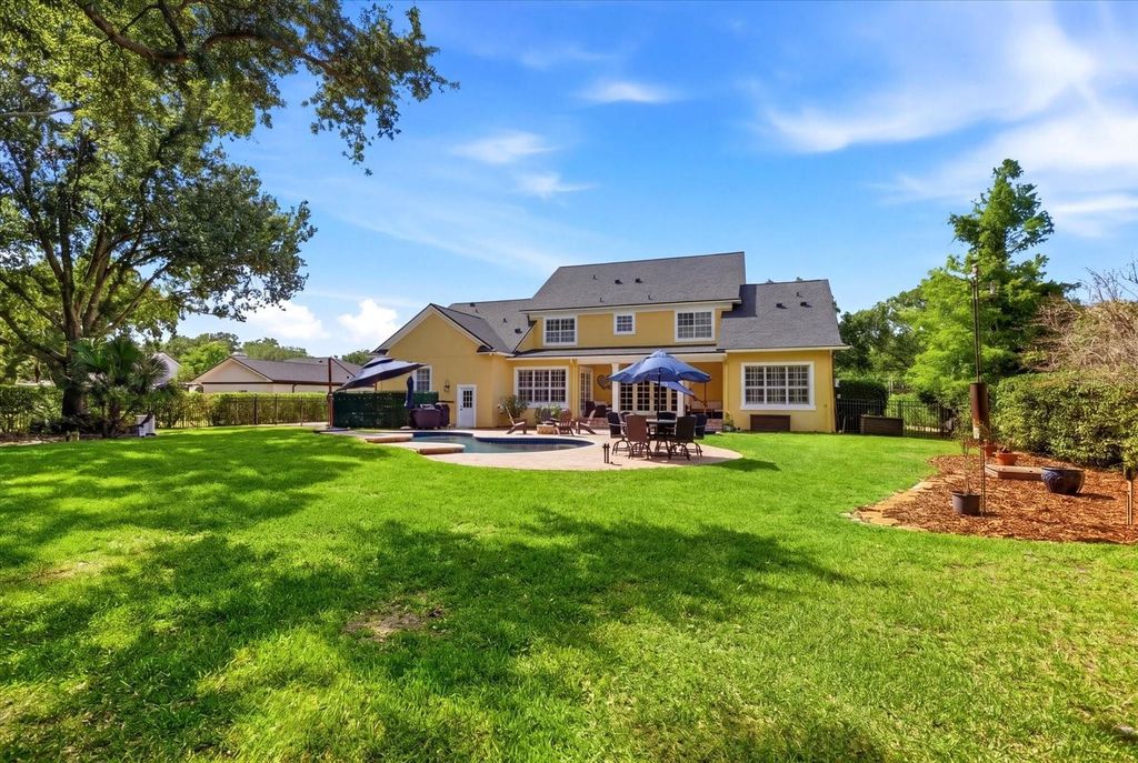 Image 61 of property listing at 2635 TRYON PLACE, Windermere, FL 34786