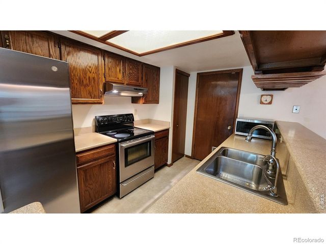 6239 Willow Lane, Boulder, CO 80301