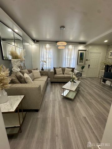 421 brace Avenue, Perth Amboy, NJ 08861