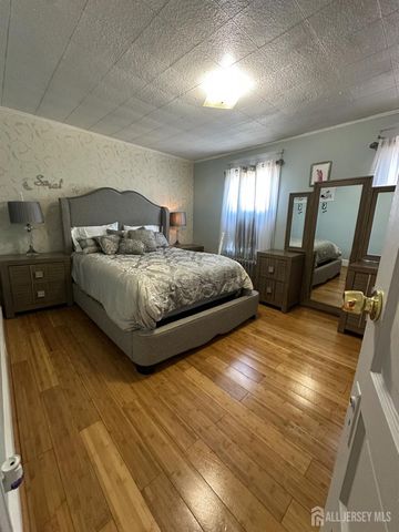 421 brace Avenue, Perth Amboy, NJ 08861