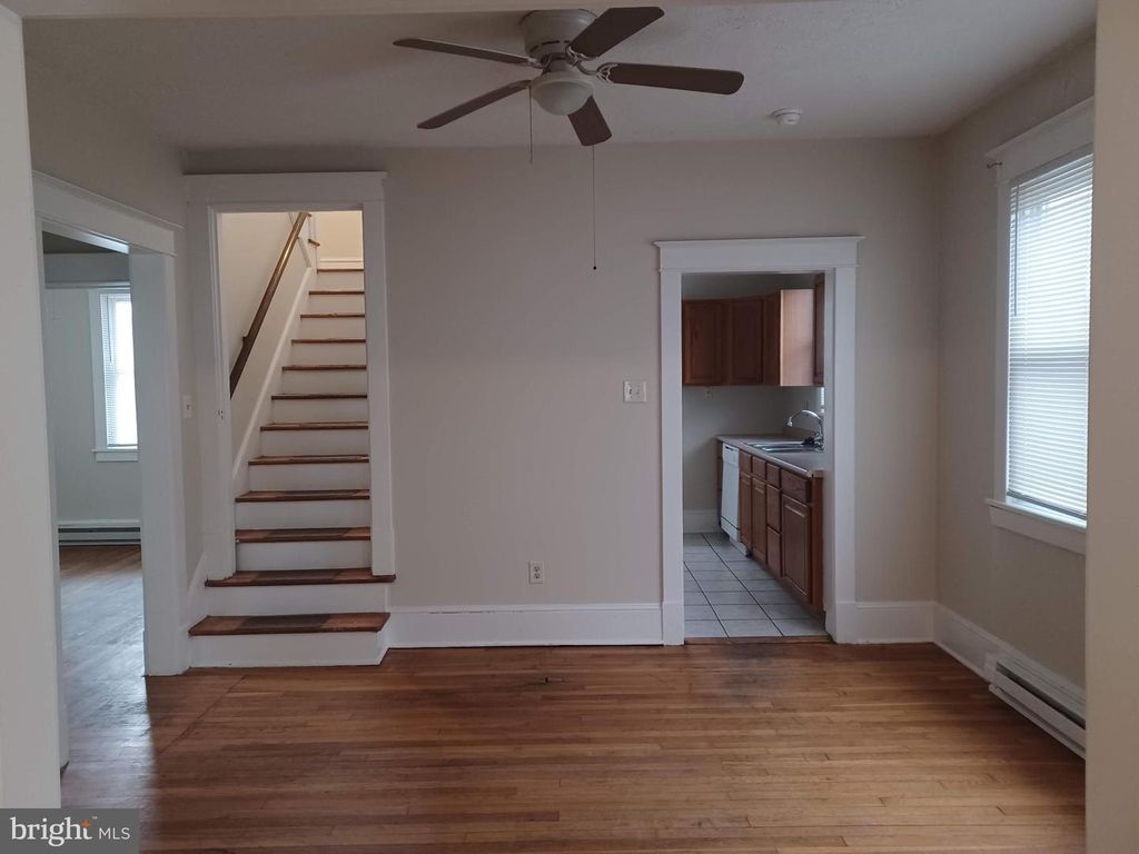 101 W WHITLOCK AVE, Winchester, VA 22601