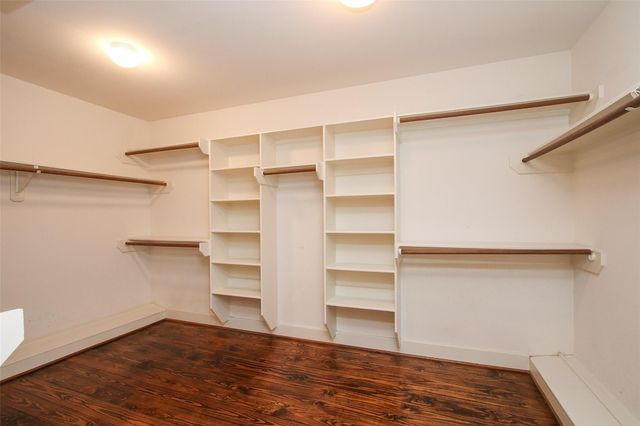 5006 Blossom Street, Houston, TX 77007