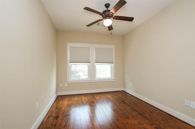 5006 Blossom Street, Houston, TX 77007