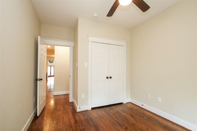 5006 Blossom Street, Houston, TX 77007
