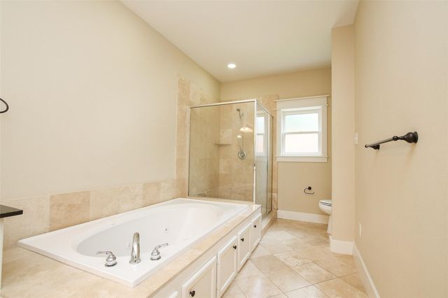 5006 Blossom Street, Houston, TX 77007
