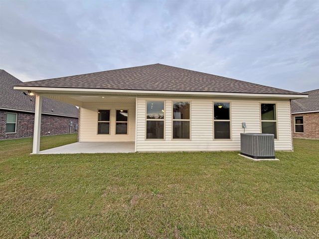 313 Sucrose Drive, Thibodaux, LA 70301