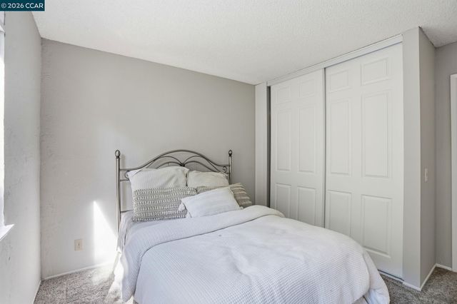 132 Rudgear Dr, Walnut Creek, CA 94596
