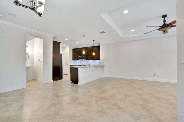 4559 Cadiz Circle, Palm Beach Gardens, FL 33418