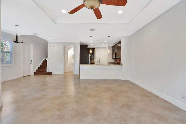 4559 Cadiz Circle, Palm Beach Gardens, FL 33418