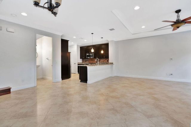 4559 Cadiz Circle, Palm Beach Gardens, FL 33418