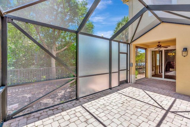 4559 Cadiz Circle, Palm Beach Gardens, FL 33418