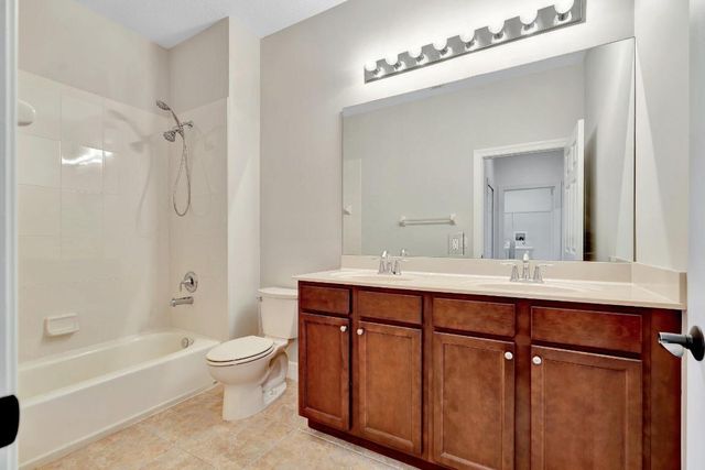 4559 Cadiz Circle, Palm Beach Gardens, FL 33418