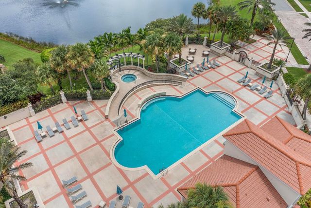 4559 Cadiz Circle, Palm Beach Gardens, FL 33418