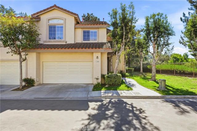 7700 E Viewrim, Anaheim Hills, CA 92808