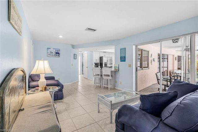 3122 SE 22nd PL, Cape Coral, FL 33904