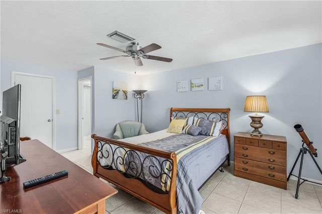 3122 SE 22nd PL, Cape Coral, FL 33904