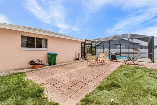 3122 SE 22nd PL, Cape Coral, FL 33904