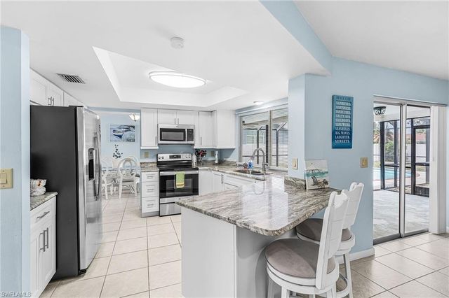 3122 SE 22nd PL, Cape Coral, FL 33904