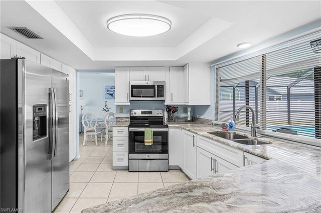 3122 SE 22nd PL, Cape Coral, FL 33904