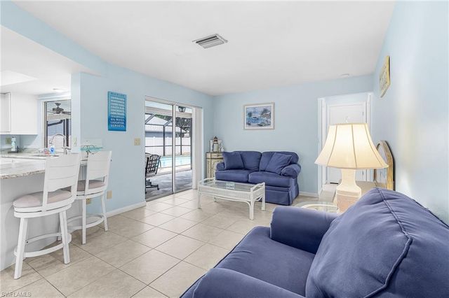 3122 SE 22nd PL, Cape Coral, FL 33904