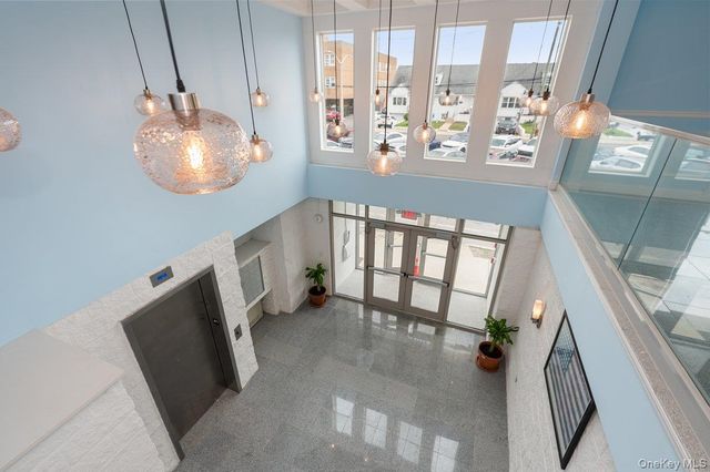 661 W Broadway 504, Long Beach, NY 11561