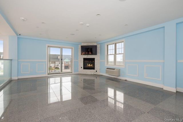 661 W Broadway 504, Long Beach, NY 11561