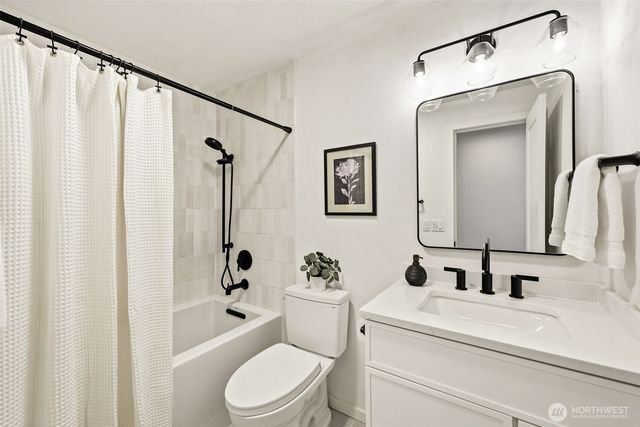13910 120th Avenue NE, Kirkland, WA 98034