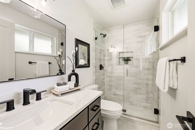 13910 120th Avenue NE, Kirkland, WA 98034