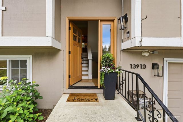 13910 120th Avenue NE, Kirkland, WA 98034