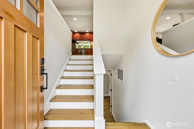 13910 120th Avenue NE, Kirkland, WA 98034