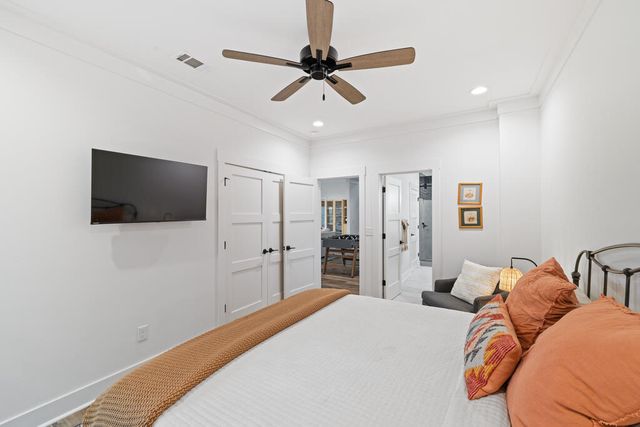71 Laurel Creek Way, Blue Ridge, GA 30513