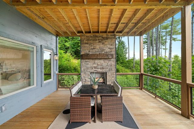 71 Laurel Creek Way, Blue Ridge, GA 30513