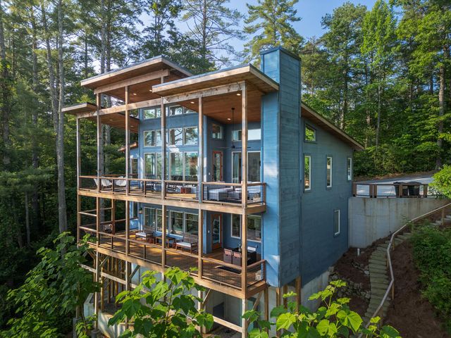 71 Laurel Creek Way, Blue Ridge, GA 30513