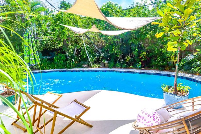 1130 NE 23rd Pl, Pompano Beach, FL 33064