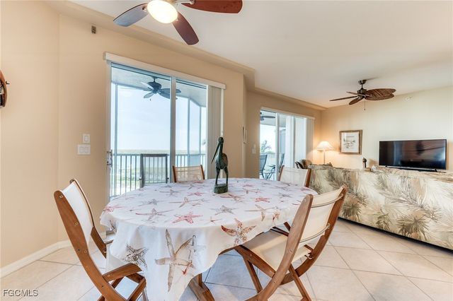 4141 Bay Beach LN 442, Fort Myers Beach, FL 33931