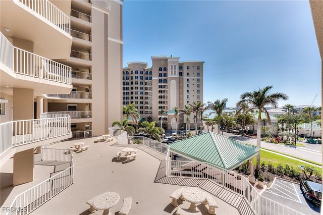 4141 Bay Beach LN 442, Fort Myers Beach, FL 33931