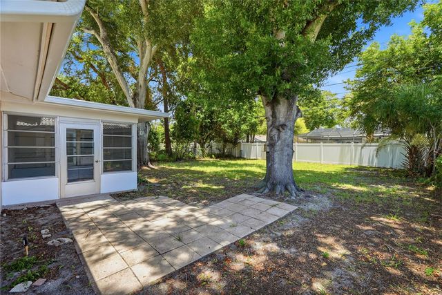 2437 RUTLAND LANE, Clearwater, FL 33763