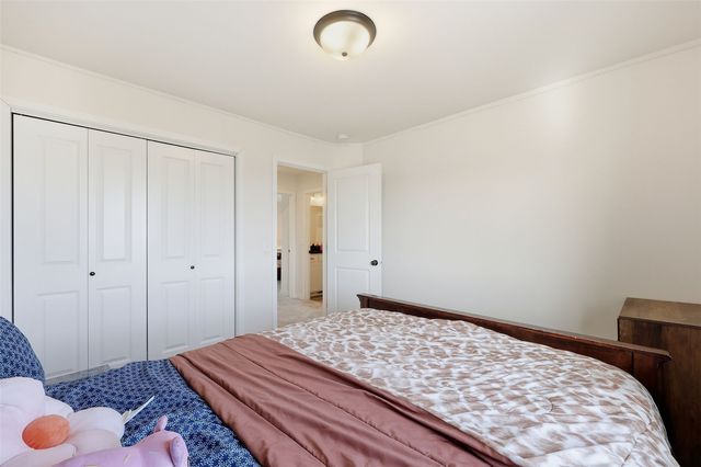 1158 Dahnovan Drive, North Liberty, IA 52317