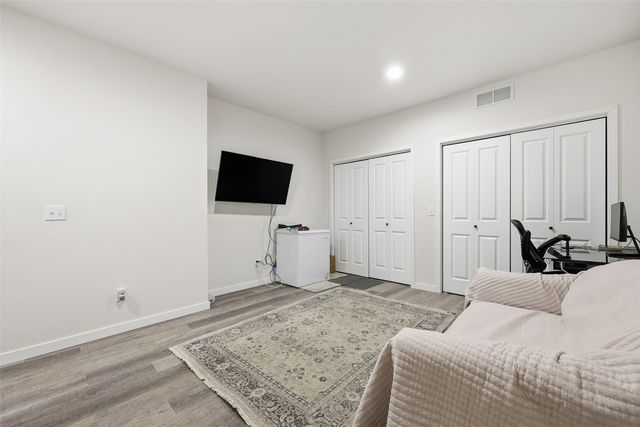 1158 Dahnovan Drive, North Liberty, IA 52317