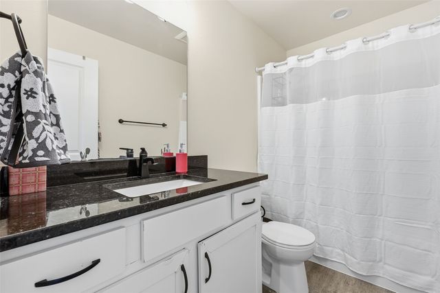 1158 Dahnovan Drive, North Liberty, IA 52317