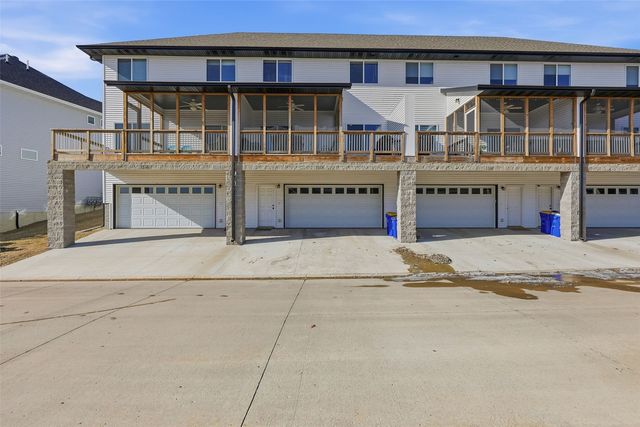 1158 Dahnovan Drive, North Liberty, IA 52317