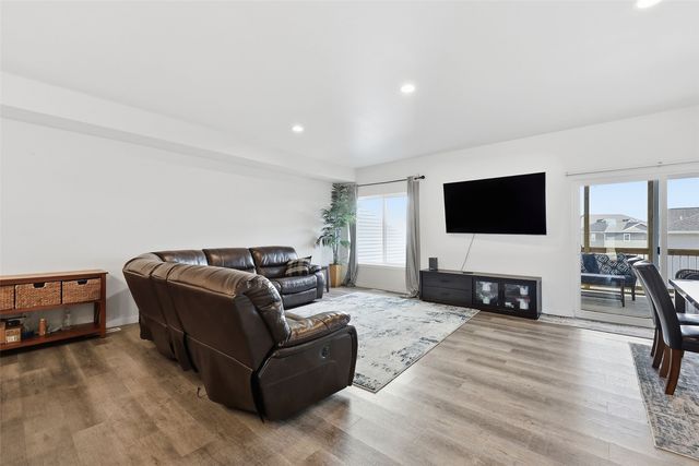 1158 Dahnovan Drive, North Liberty, IA 52317