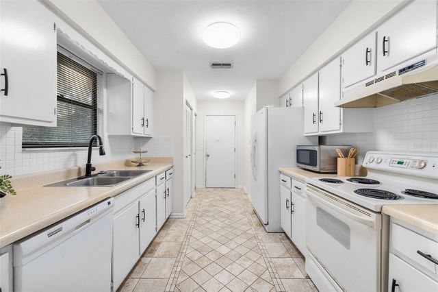 1901 SW 74TH TERRACE, Gainesville, FL 32607